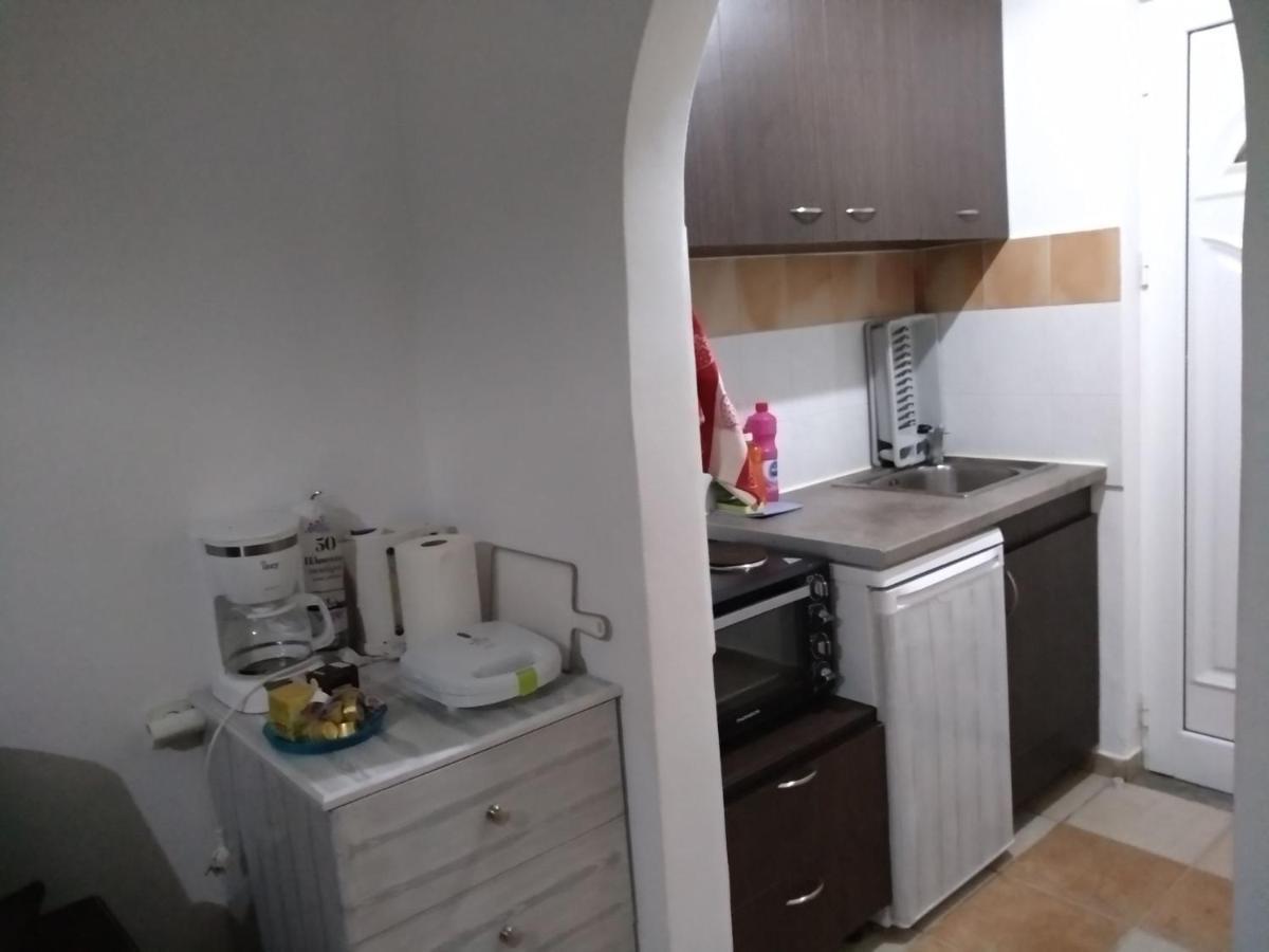 Vokamvilia Apartment & Studio Close To The Sea Plános 外观 照片