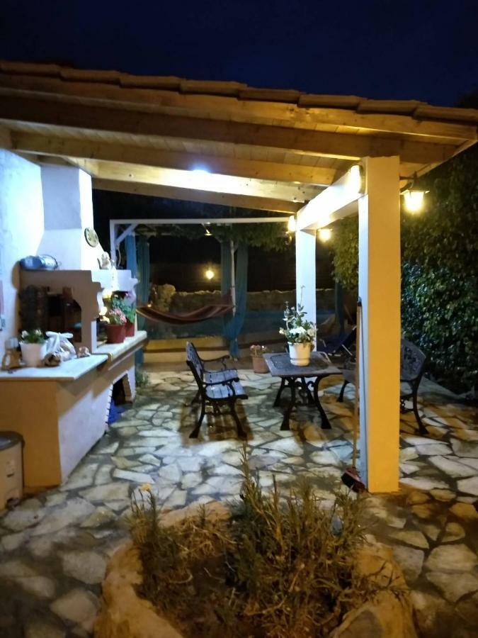 Vokamvilia Apartment & Studio Close To The Sea Plános 外观 照片